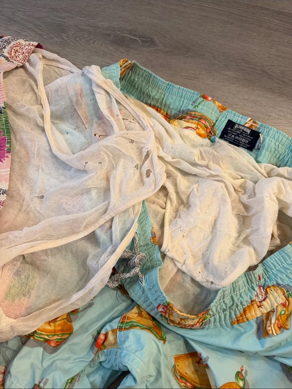 Vilebrequin Floral Pink & Light Blue Novelty Print Swim Trunks